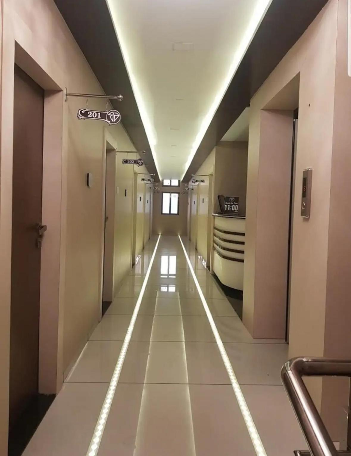 Hotel Bluediamond Bardoli Экстерьер фото